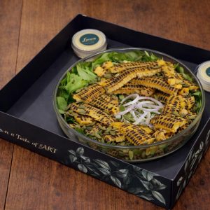 سلطة الذرة المشويه بالروكا والافوكادو